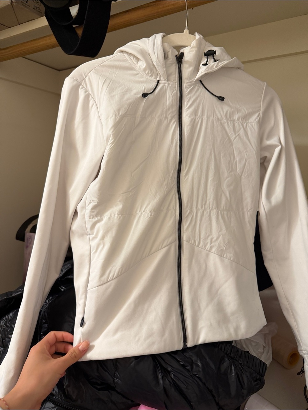 Vuori White Hooded Utility Jacket